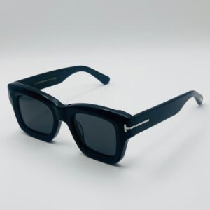 TOM53197 Black Frame With Dark Shades
